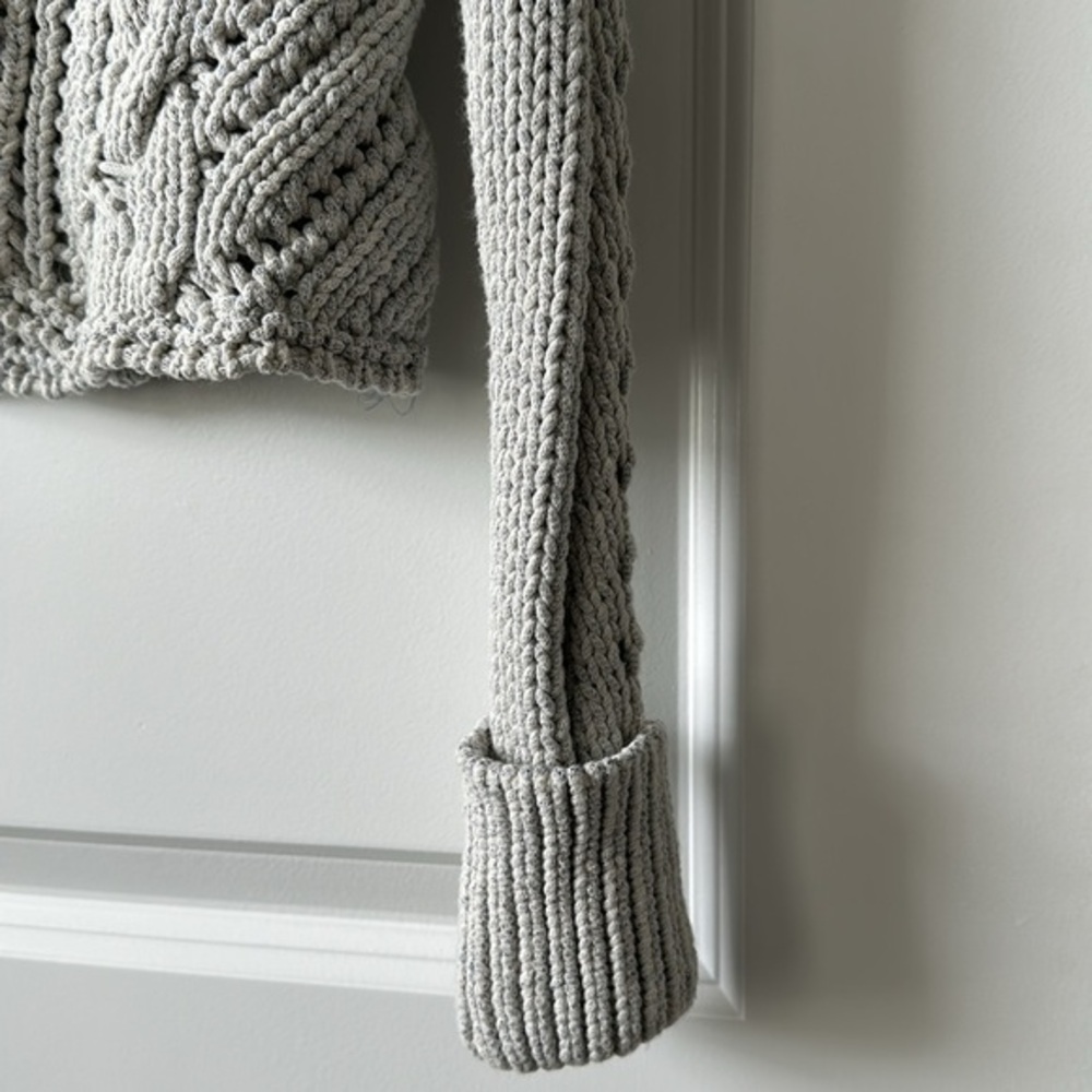 Free People Chunky Cable Knit Fisherman‎ Open Back Sweater Grey Small cropped - Picture 10 of 12